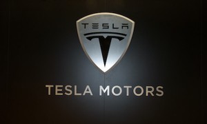 Tesla логотип