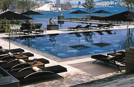 Four Seasons Hotel Hong Kong – это ода современному мегаполису