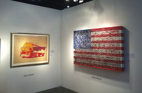 Особым успехом пользовались инсталляции американцы Дэвида Датуны