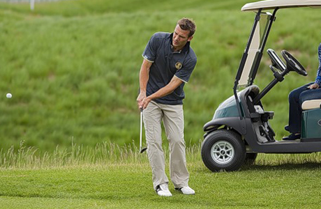 Андрей Шевченко играет в гольф