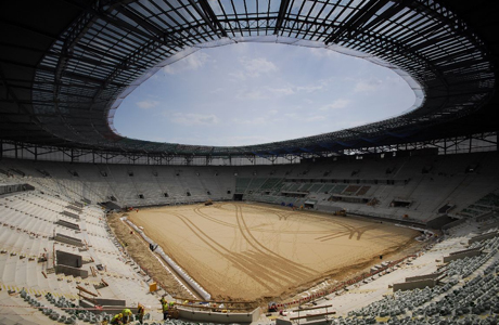 Следом за открытием НСК «Олимпийский» свои двери открывает стадион во Львове.