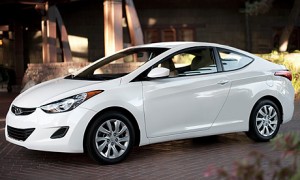 Hyundai презентует Elantra Coupe в Чикаго