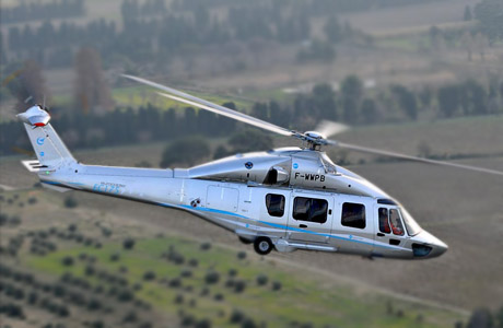 Лидер мирового вертолетостроения Eurocopter разработал новую среднюю 2-двигательную модель EC175