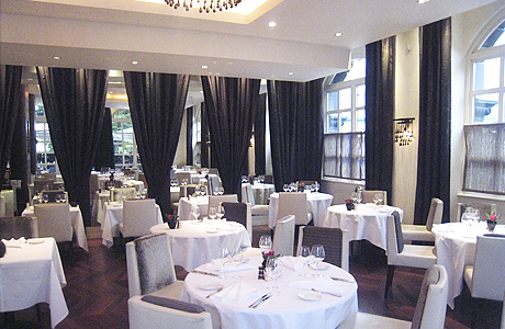 Рестораны : The Ledbury был признан лучшим рестораном Лондона
