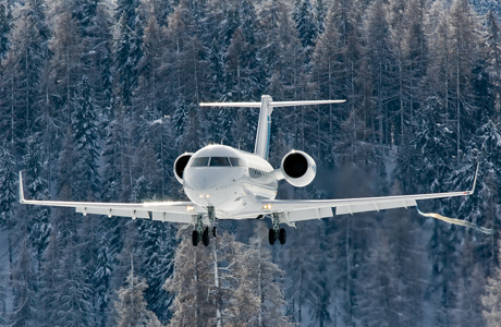 Авиа : Авиалайнер Challenger 605 от Bombardier Aerospace