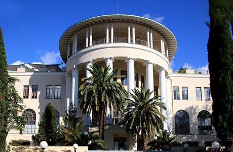 Отели : Grand Hotel & Spa Rodina в Сочи предлагает эксклюзивный новогодний отдых