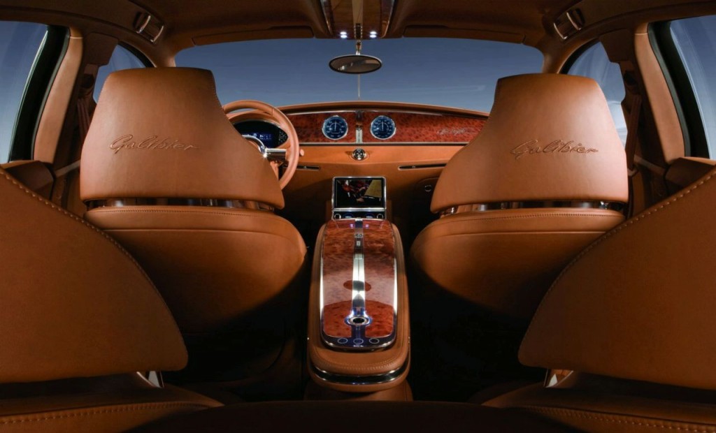 Салон Bugatti Galibier 16C