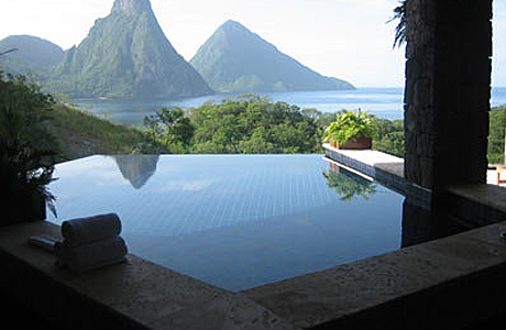 Курорт Jade Mountain