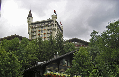 Путешествия: летний Gstaad Palace