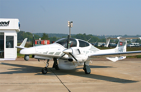 Diamond Aircraft DA-42