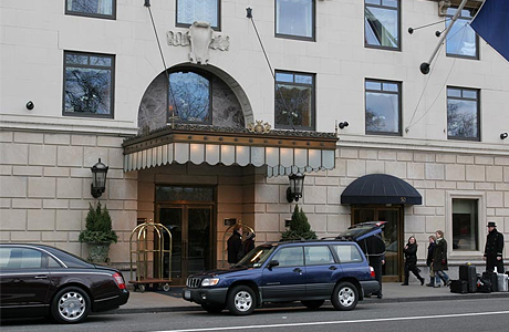 люксовый отель Ritz-Carlton