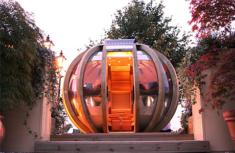 Необычный дом Rotating pod