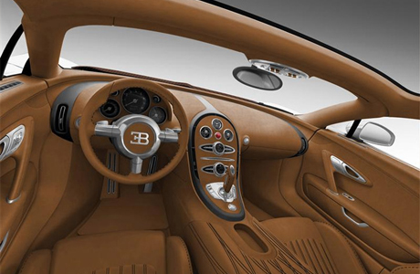 Изысканный салон суперкара Bugatti Veyron