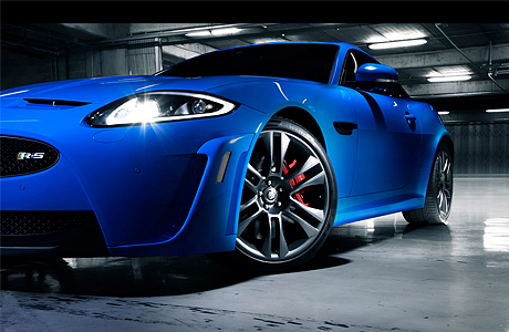 Jaguar XKR-S 