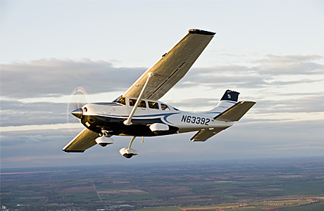 Самолет Cessna