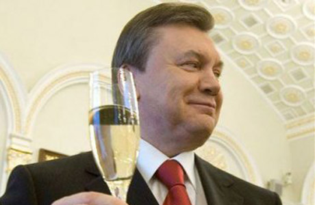 Виктор Янукович празднует 62-летие