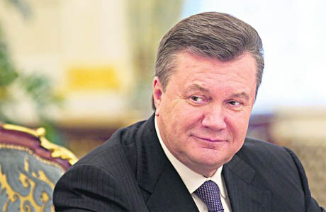 Виктор Янукович отпраздновал день рождения в Крыму