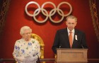 Королева Елизавета II и президент МОК Жак Рогге