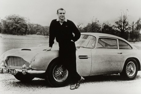 Шон Коннери и Aston Martin DB5, 1964 год