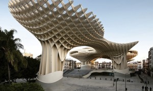 Сооружение Metropol Parasol в Севилье
