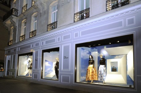 Бутик Dior в Париже