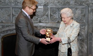 Елизавета II получила премию от BAFTA