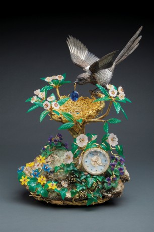 Magpie’s Treasure Nest Clock