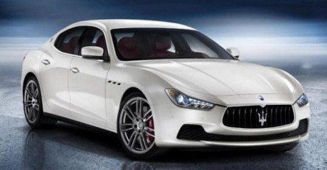Авто Maserati Ghibli 