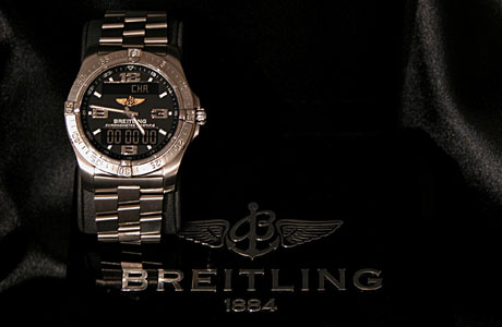 Часы модели Breitling Aerospace Avantage 