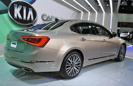 Авто Kia Cadenza