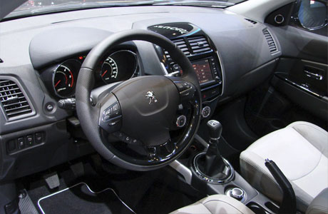 Салон авто Peugeot 4008