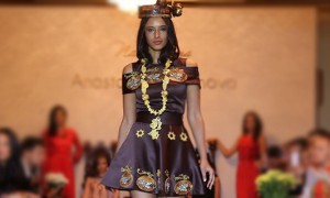 Шоколадное платье от Анастасии Ивановой