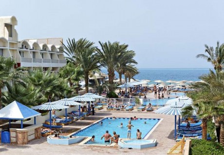 Отель The Three Corners Triton Empire Beach Resort