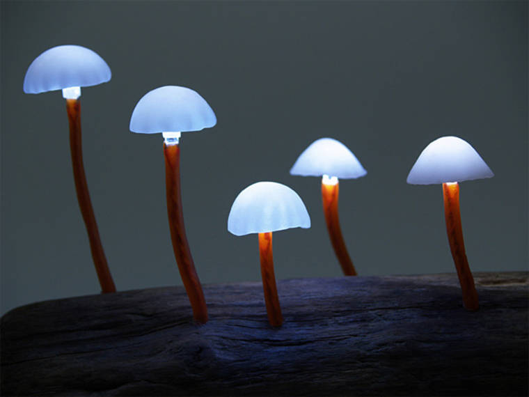 mushroom-lamps-Yukio-Takano-1