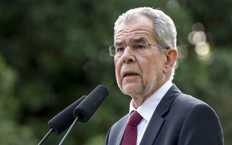 Alexander Van der Bellen