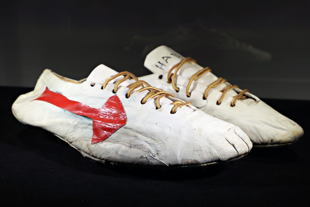 Bill Bowerman Net Worth Wiki, Age, Weight and Height, Relationships, Family, and More Luxlux