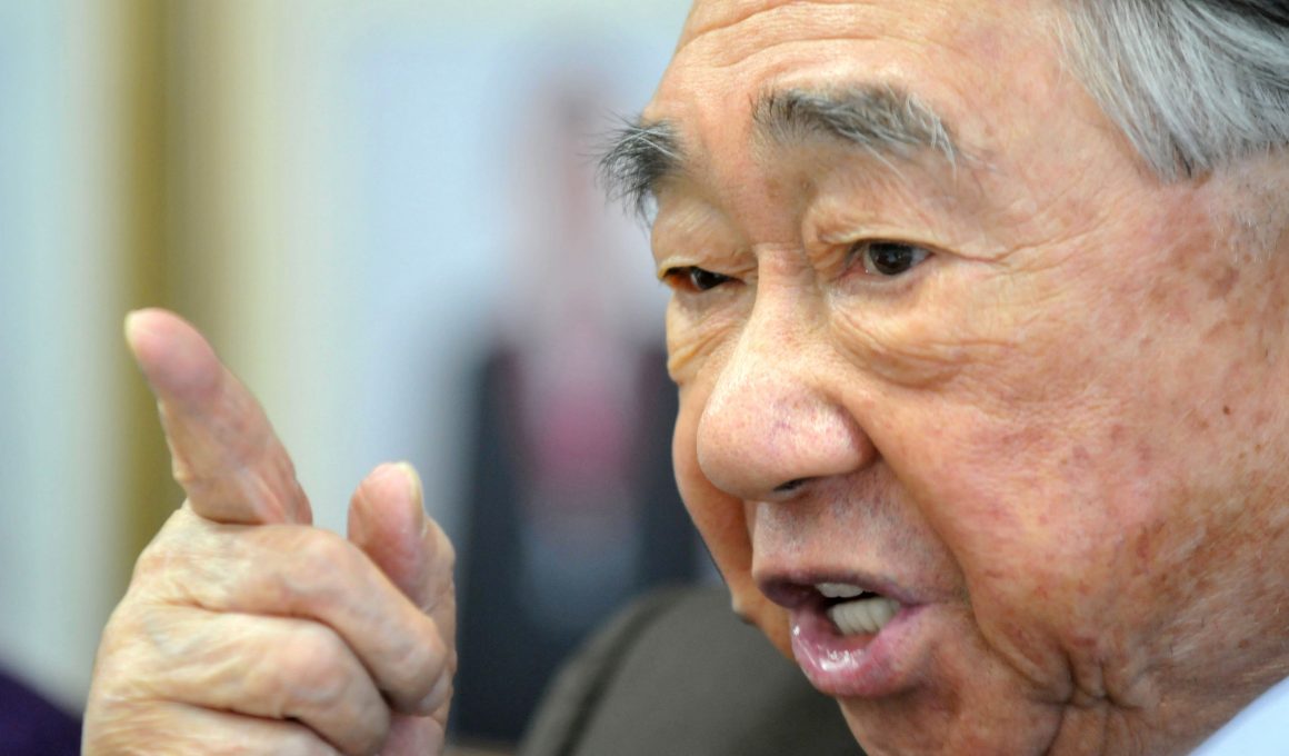 Chang Yung-fa Net Worth in 2023 - Wiki, Age, Weight and Height