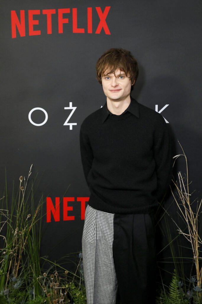 Charlie Tahan Net Worth in 2023 - Wiki, Age, Weight and Height