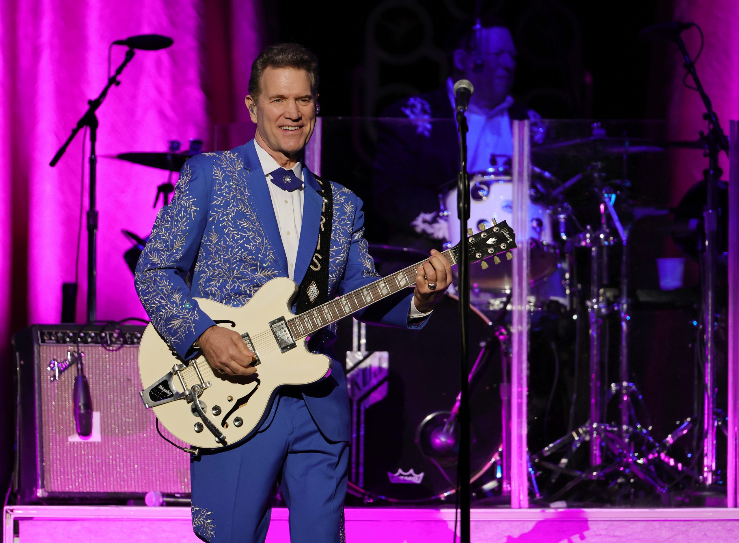 Chris Isaak