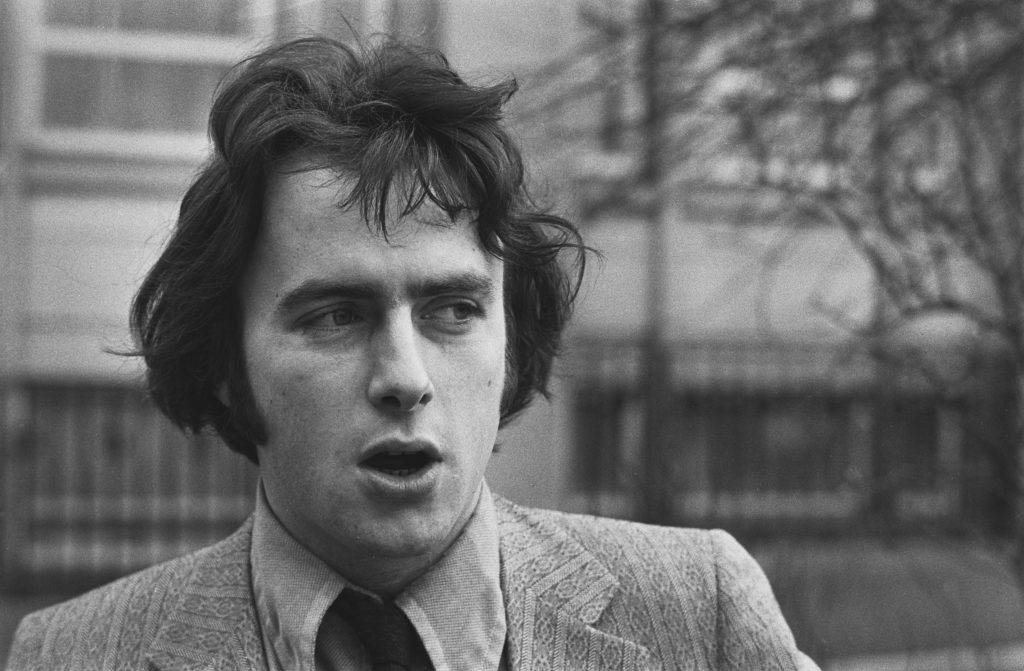 Christopher Hitchens Net Worth - Wiki, Age, Weight and Height ...
