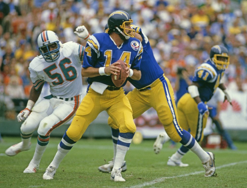 Dan Fouts Net Worth in 2023 - Wiki, Age, Weight and Height