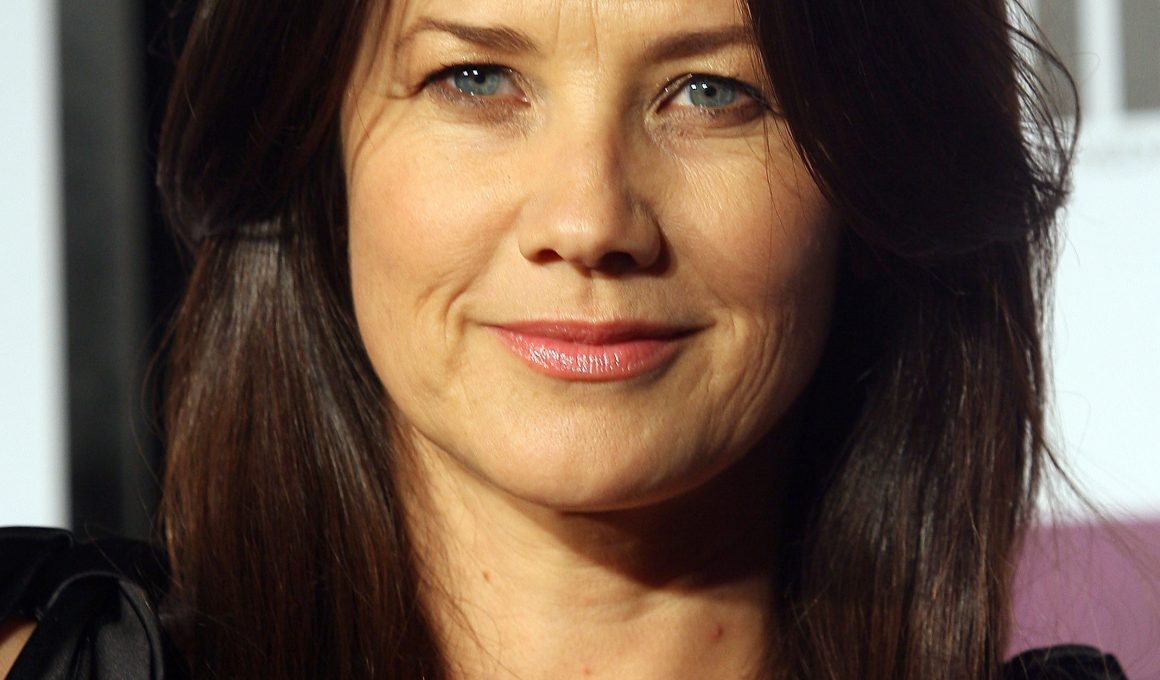 Daphne Zuniga Net Worth in 2023 Wiki, Age, Weight and Height