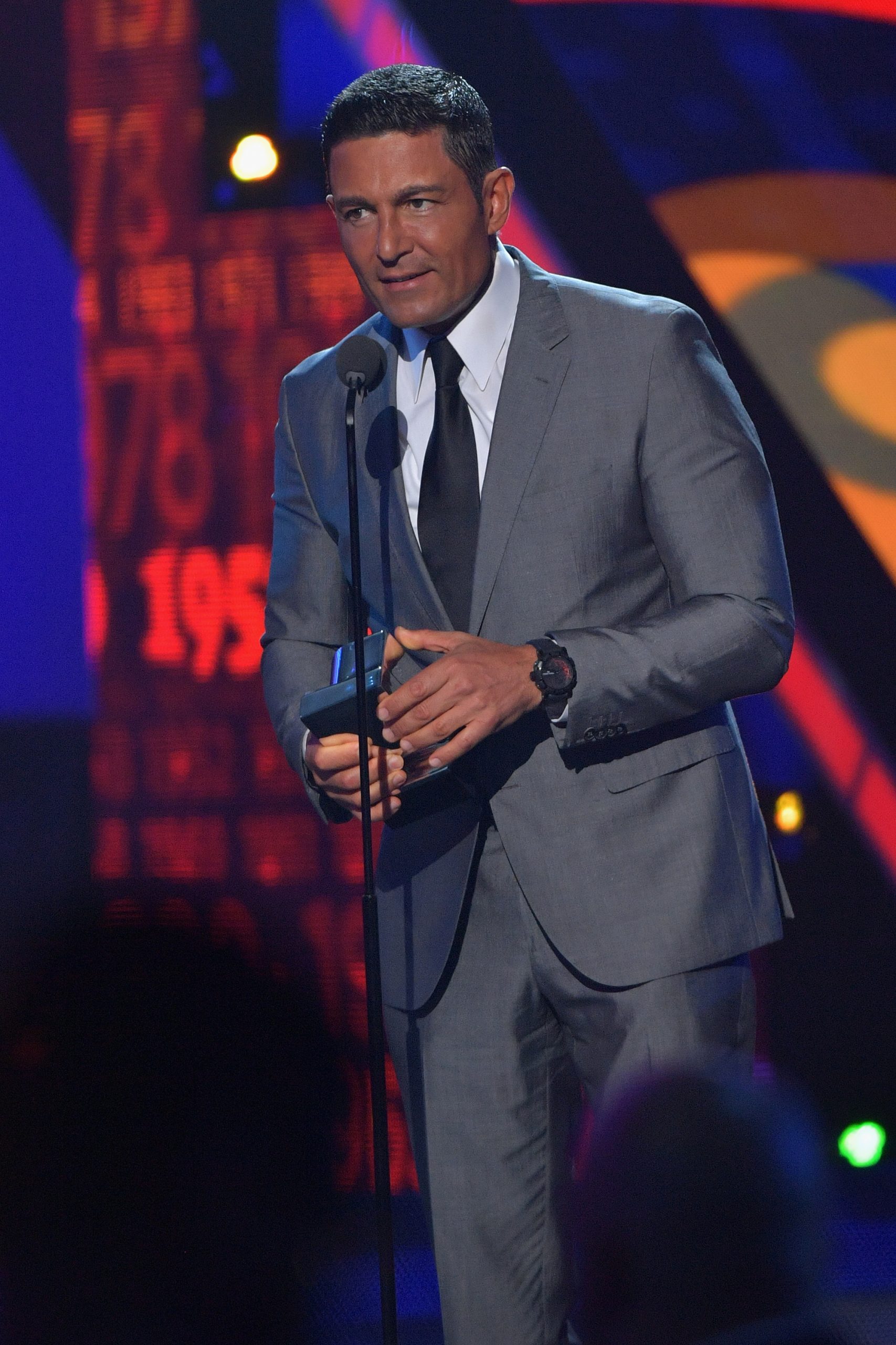 Fernando Colunga