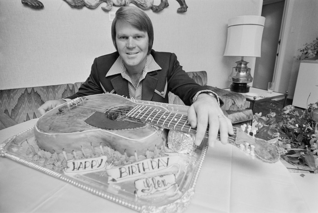 Glen Campbell Net Worth Wiki, Age, Weight and Height, Relationships