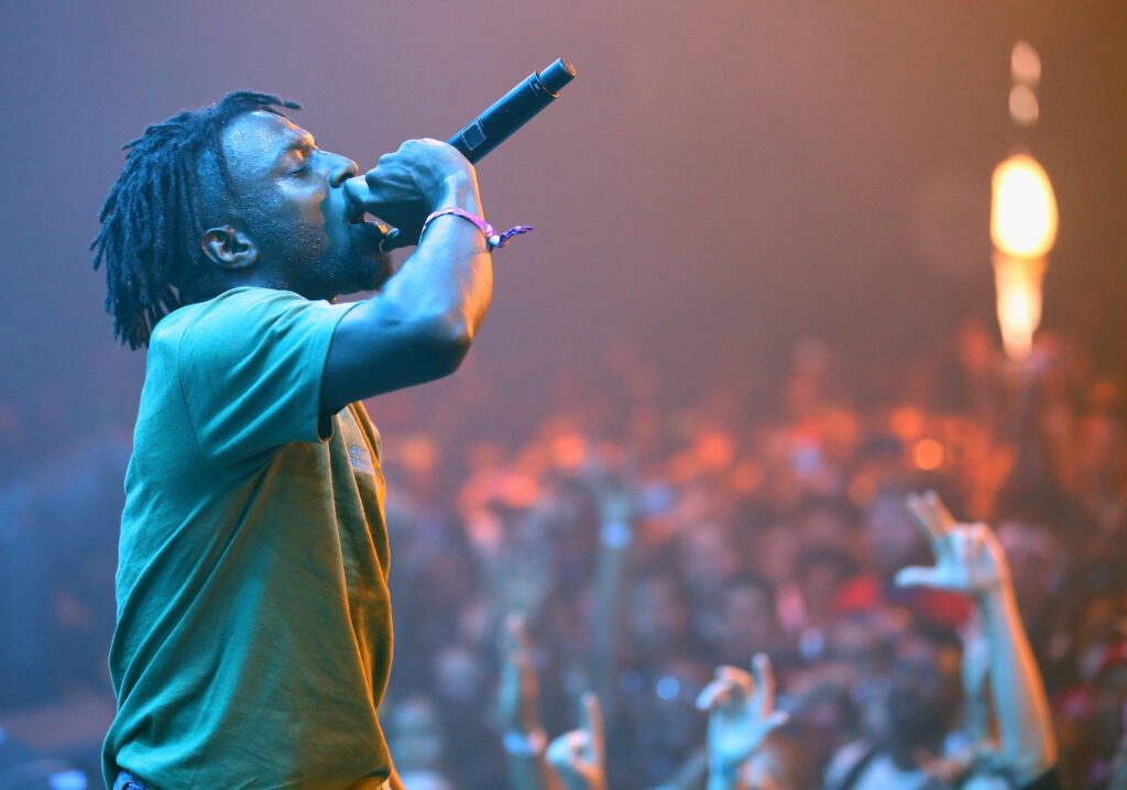 Isaiah Rashad Net Worth in 2023 - Wiki, Age, Weight and Height ...