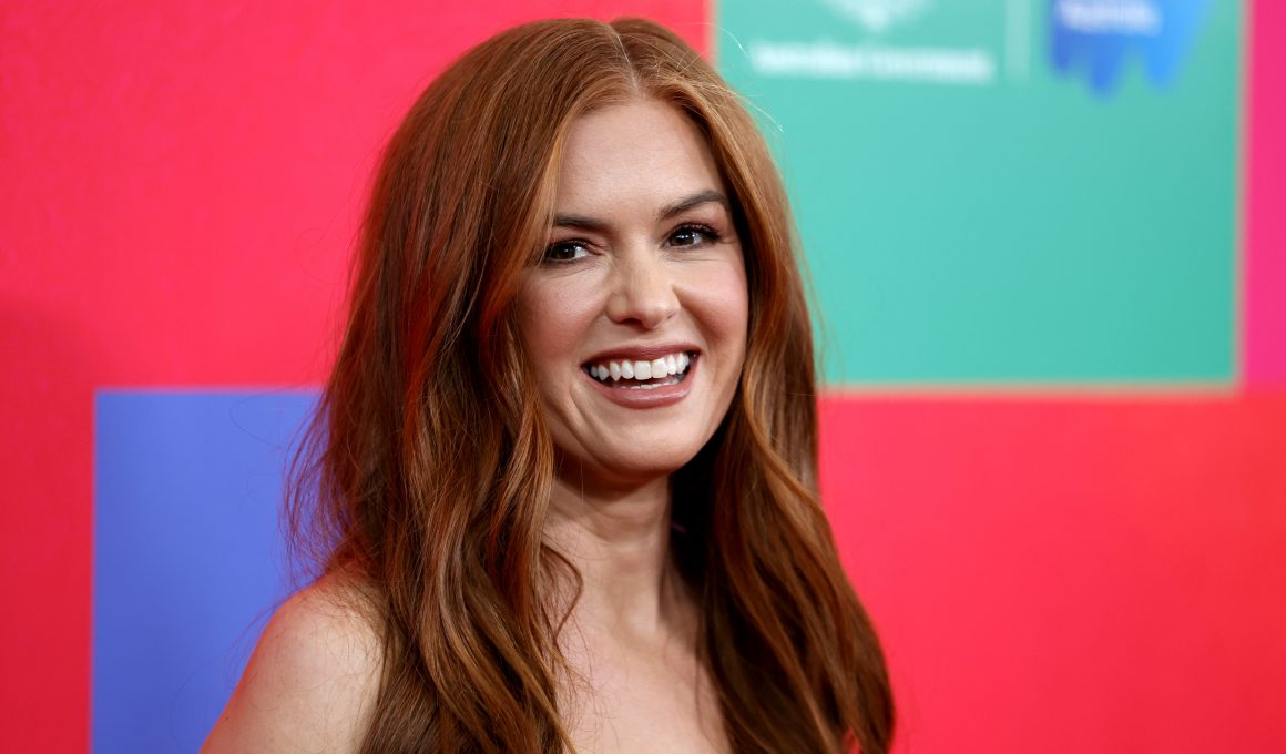 Isla Fisher Net Worth in 2023 - Wiki, Age, Weight and Height ...