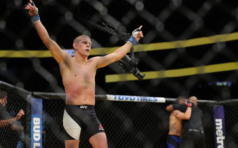 Joe Lauzon