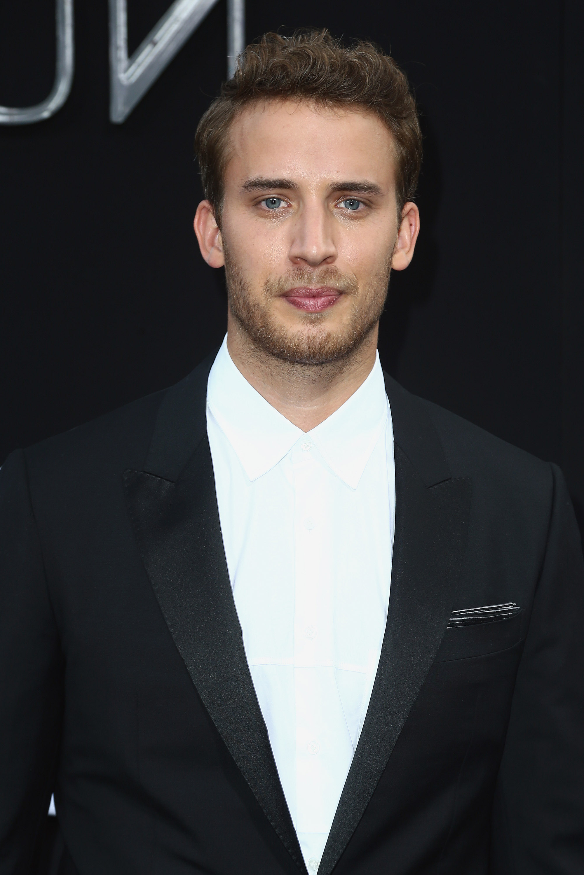 Jonas Bloquet Net Worth In 2023 Wiki Age Weight And Height 