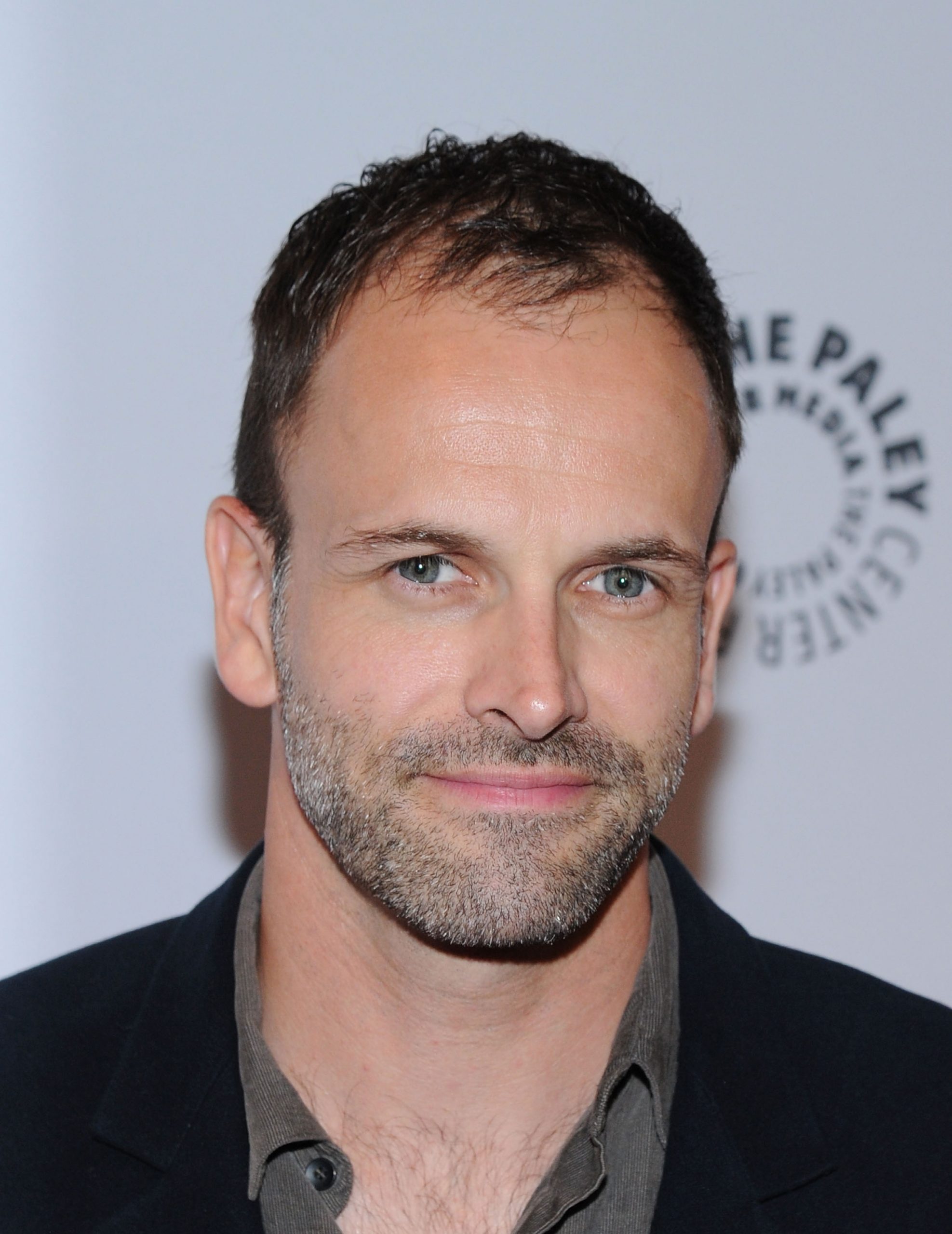 Jonny Lee Miller