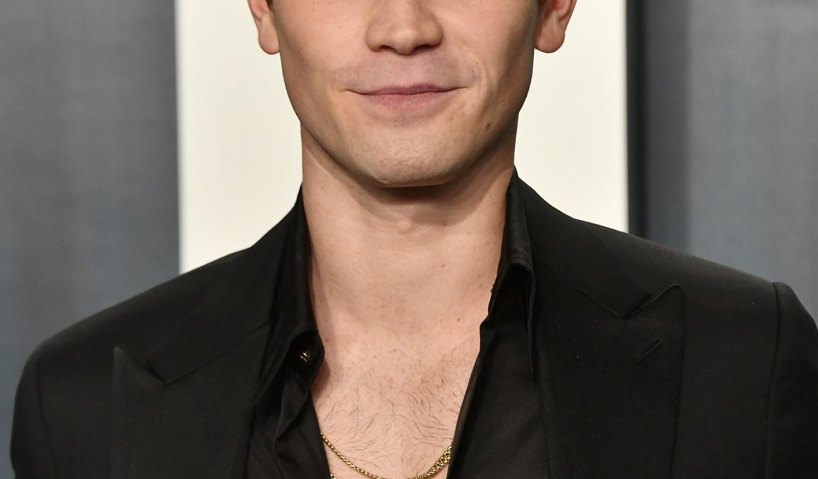 KJ Apa Net Worth in 2023 - Wiki, Age, Weight and Height, Relationships